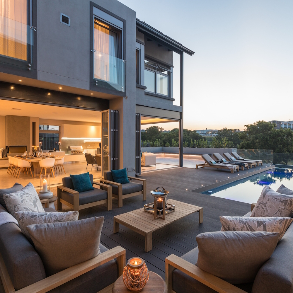 Wanda-Michelle Interior Design - Outdoor Patio Furniture